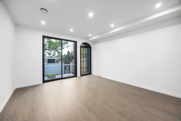 Third view of Homely townhouse listing, 1/124 Murray Street, Caulfield VIC 3162