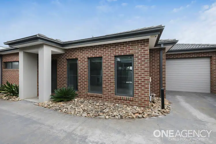 Main view of Homely unit listing, 2/27 Ainsworth Street, Sunshine West VIC 3020