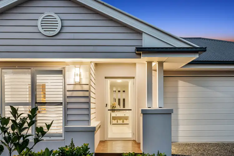 Second view of Homely house listing, 31 Wallum Circuit, Bahrs Scrub QLD 4207