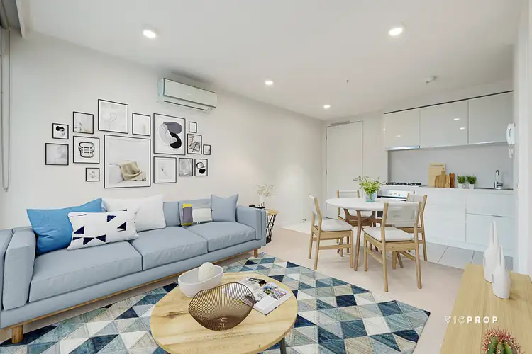 2513/33 Mackenzie Street, Melbourne VIC 3000