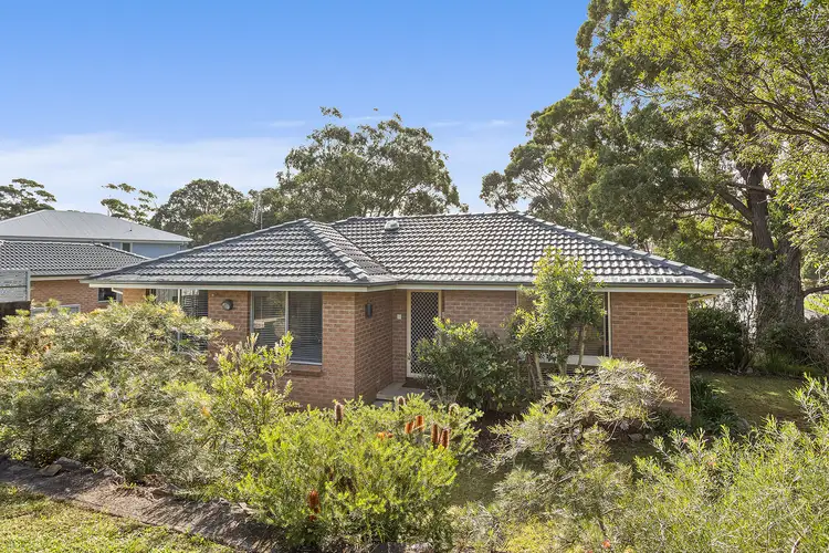 2 Hughes Crescent, Kiama Downs NSW 2533