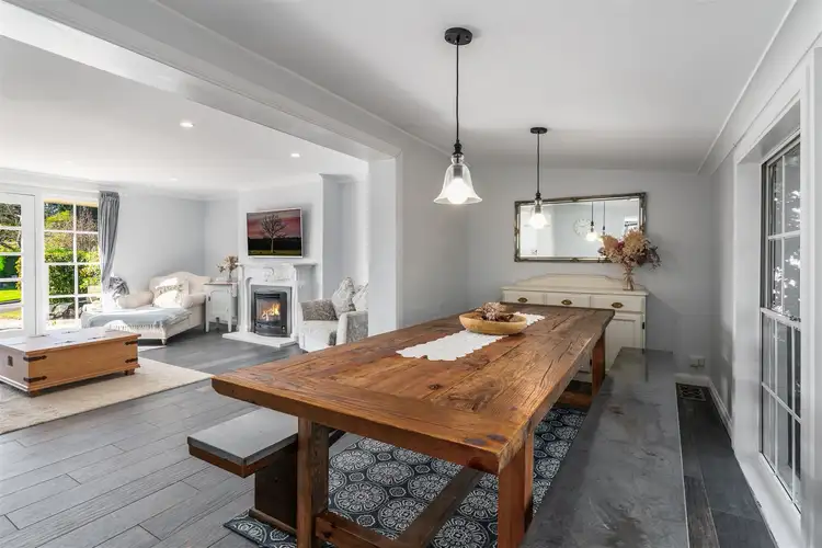 Fifth view of Homely house listing, 1 Dyson Place, Moss Vale NSW 2577