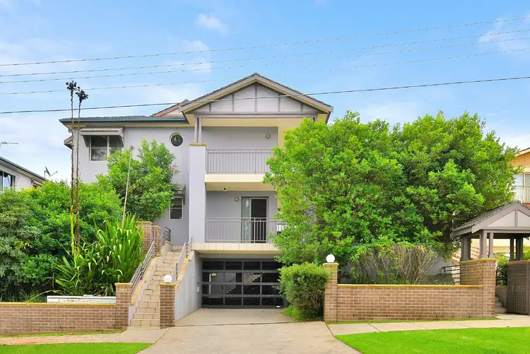 Second view of Homely villa listing, 5/12 Yarran Road, Oatley NSW 2223