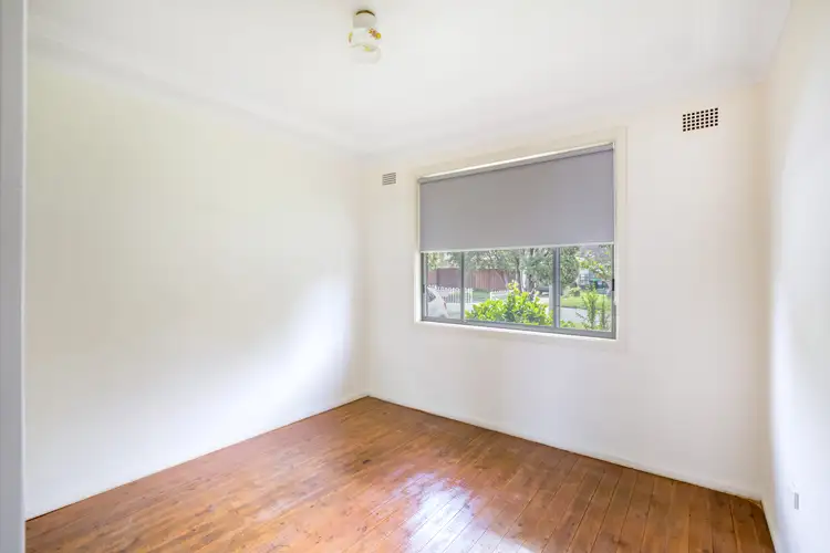 Fourth view of Homely house listing, 3 Epping Close, Cambridge Park NSW 2747