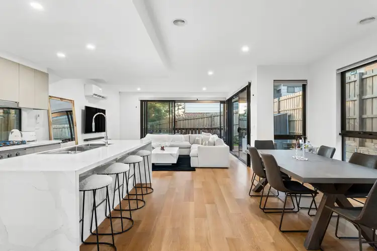 Fifth view of Homely house listing, 2 Kulpunya Walk, Ringwood East VIC 3135