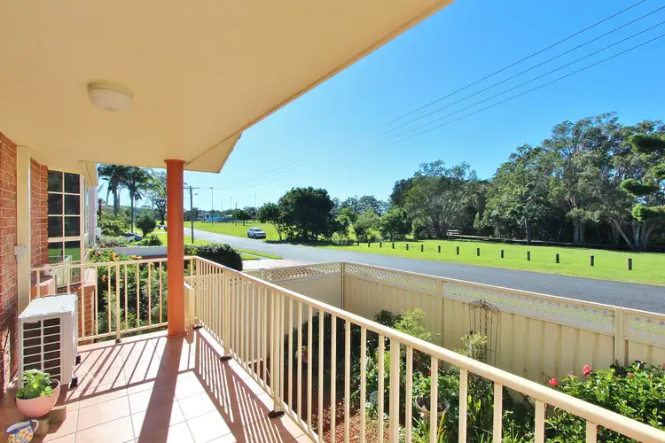 10 Mclennan Street
