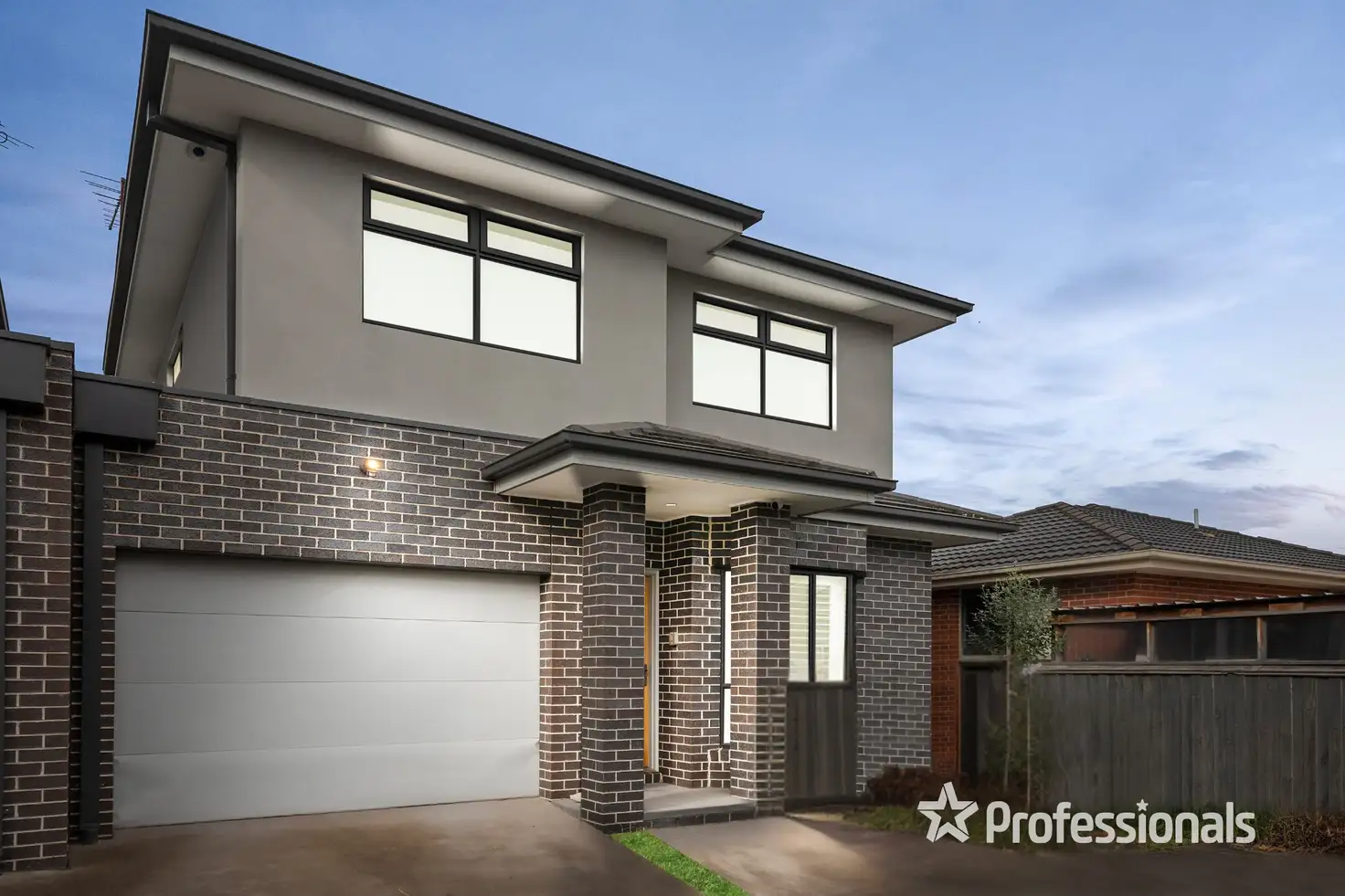 Main view of Homely townhouse listing, 4/16 Alfred Grove, Oakleigh East VIC 3166