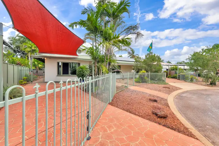 6 Boileau Court