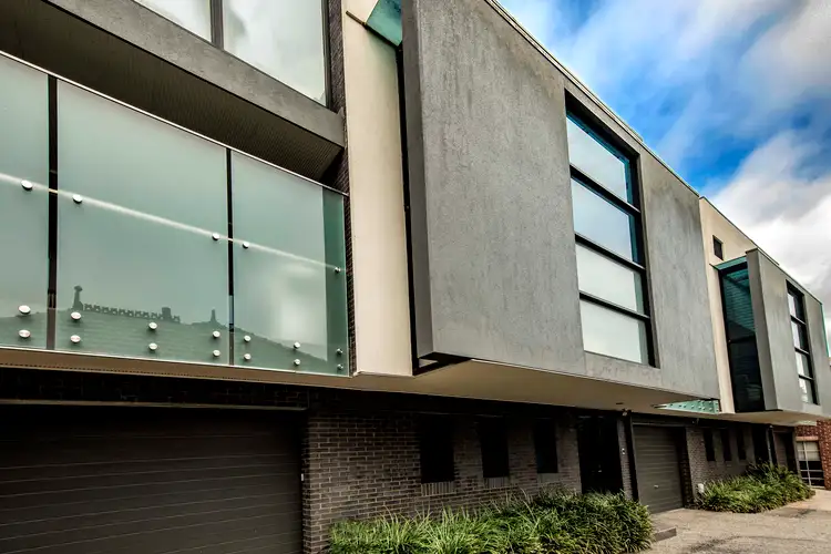 Main view of Homely apartment listing, 2/58 Broadway, Elwood VIC 3184