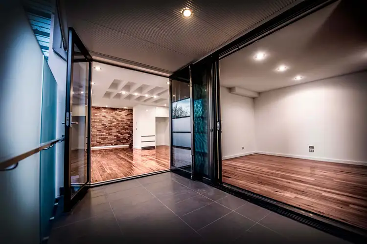 Fourth view of Homely apartment listing, 2/58 Broadway, Elwood VIC 3184