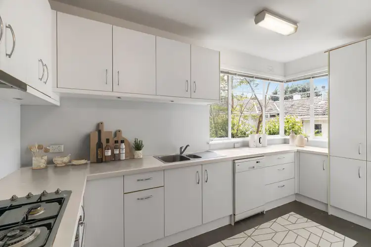 Third view of Homely apartment listing, 5/27 Wallace Avenue, Toorak VIC 3142