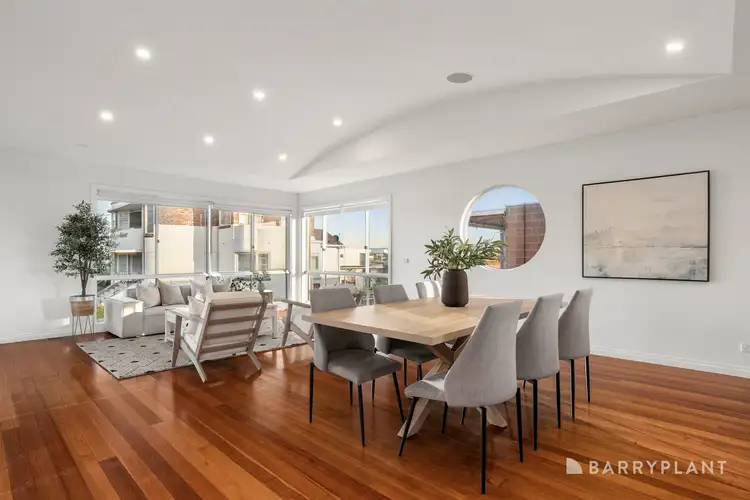 Second view of Homely townhouse listing, 2/62 Nepean Highway, Aspendale VIC 3195