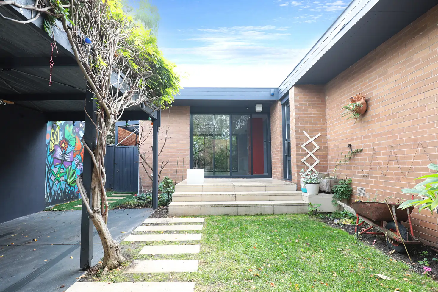 Main view of Homely unit listing, 2/40 Parnell Street, Elsternwick VIC 3185