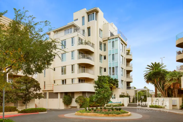 44/3 Seisman Place, Port Melbourne VIC 3207