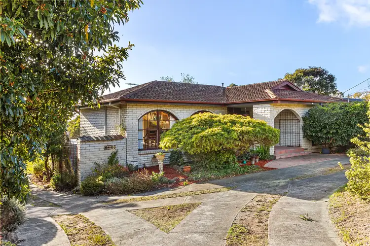18 Seymour Avenue, Mount Eliza VIC 3930