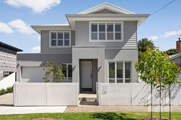 11 Howard Street, Maidstone VIC 3012