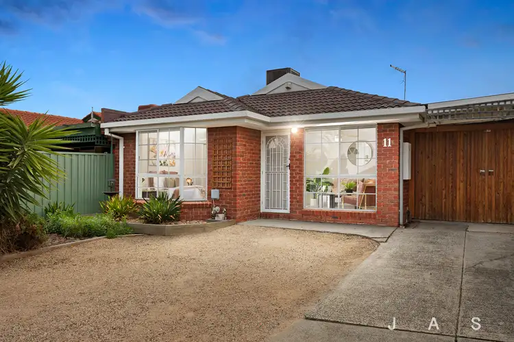 11 Barley Court, Delahey VIC 3037