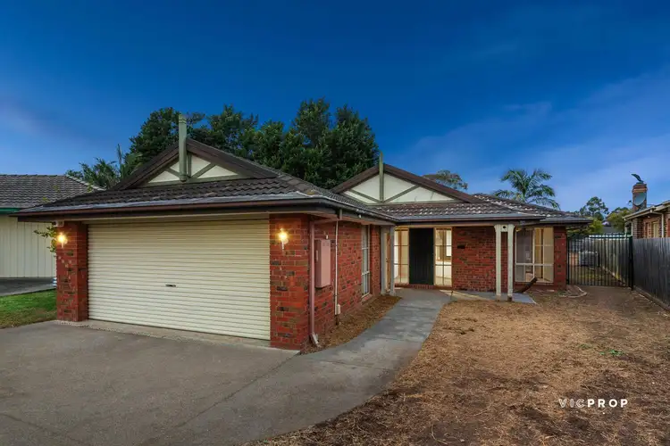 12 Outlook Court, Ferntree Gully VIC 3156