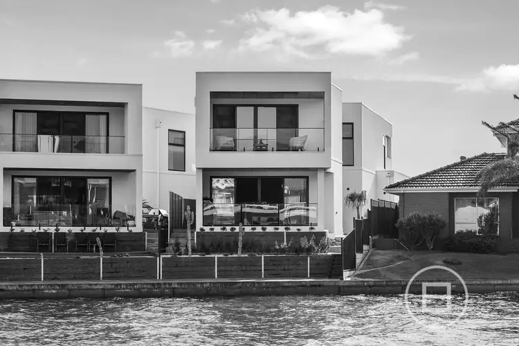 83 Sir John Marks Drive, West Lakes SA 5021
