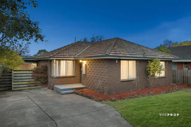 17 Harwell Road, Ferntree Gully VIC 3156
