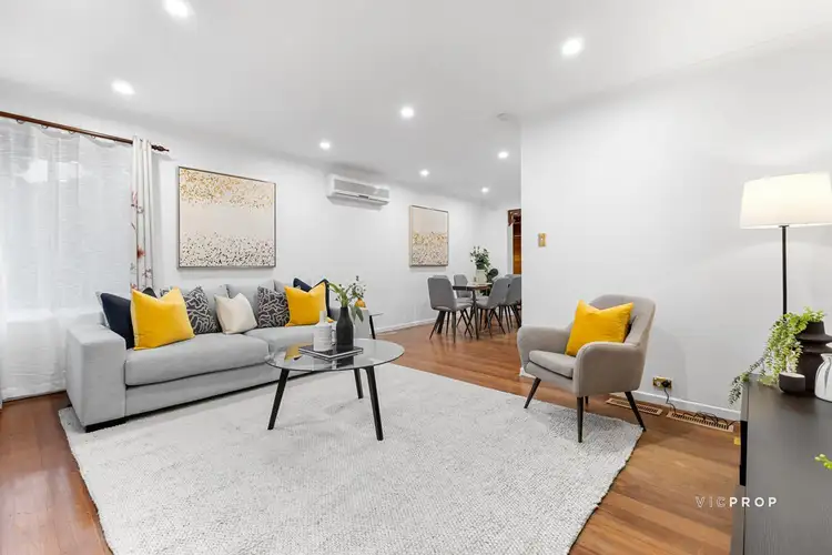 17 Harwell Road, Ferntree Gully VIC 3156