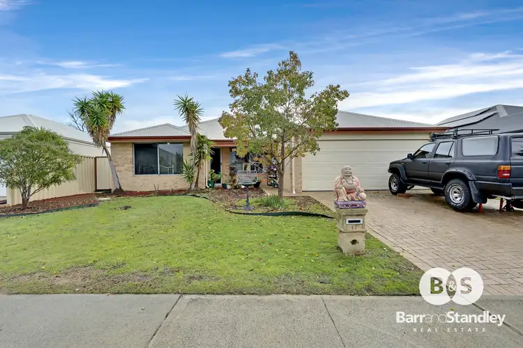 17 Wiroo Loop, Dalyellup WA 6230