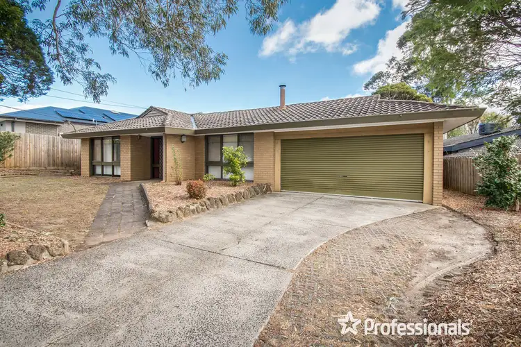 42 Cambden Park Parade, Ferntree Gully VIC 3156