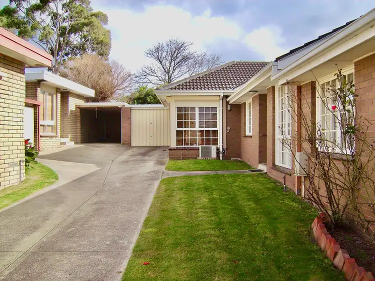 18/1-6 Chaprowe Court, Cheltenham VIC 3192