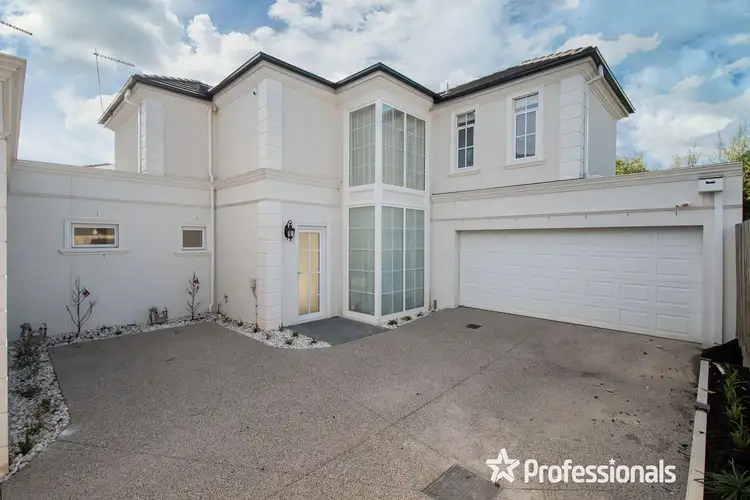 3/12 Greenwood Street, Burwood VIC 3125