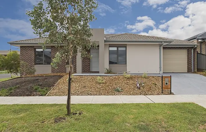 33 Calibre Avenue, Craigieburn VIC 3064