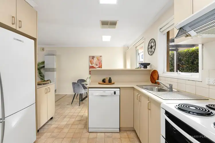 Fifth view of Homely unit listing, 1A Ross Street, Doncaster VIC 3108