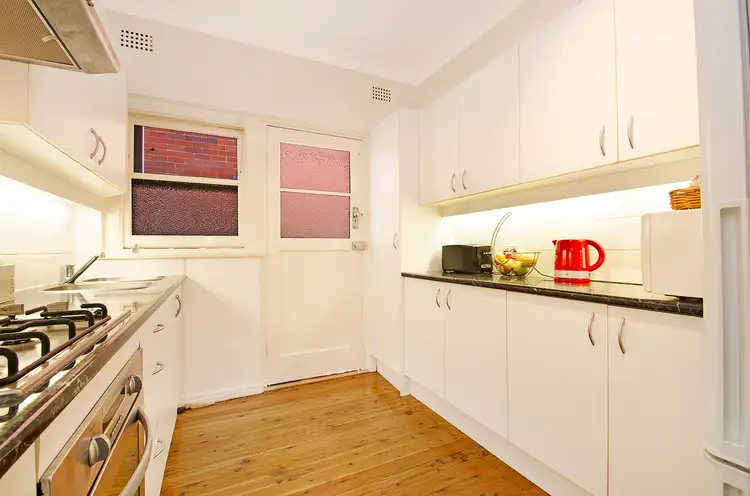 Third view of Homely apartment listing, 2/53 Lauderdale (Access From End Of Bolingbroke Parade) Avenue, Fairlight NSW 2094