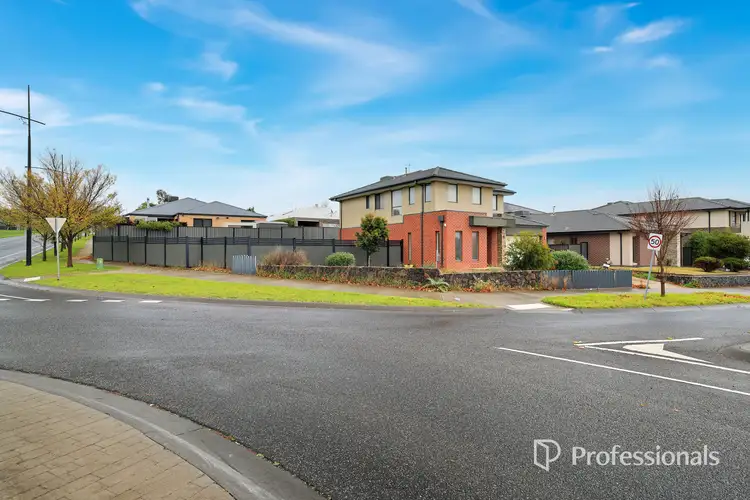 68 Riverside Drive, Craigieburn VIC 3064