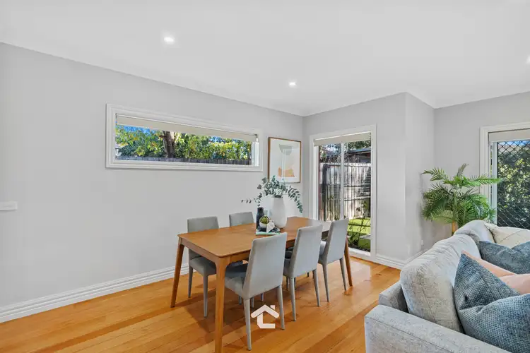 Fifth view of Homely house listing, 2/22 Beverley Crescent, Blackburn VIC 3130