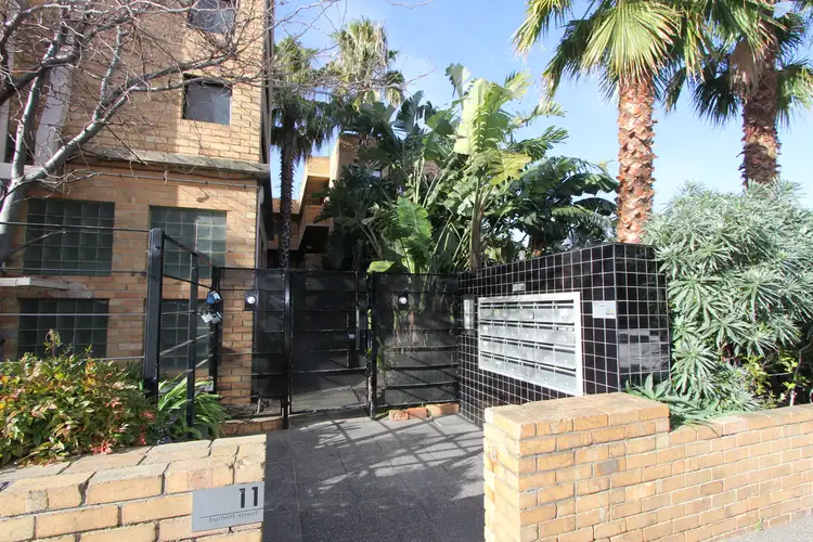 12/11 Burnett Street, St Kilda VIC 3182