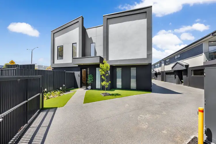 Main view of Homely townhouse listing, 1/24 Carr Street, Brighton East VIC 3187