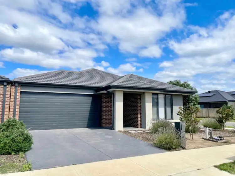 10 Amiable Parade, Armstrong Creek VIC 3217