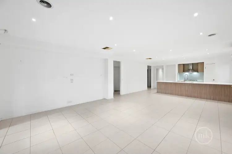 Fifth view of Homely house listing, 10 Hodgson Rise, Mernda VIC 3754