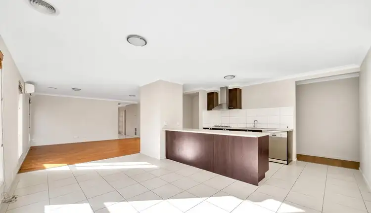 Second view of Homely house listing, 188 Sanctuary Lakes South Boulevard, Sanctuary Lakes VIC 3030
