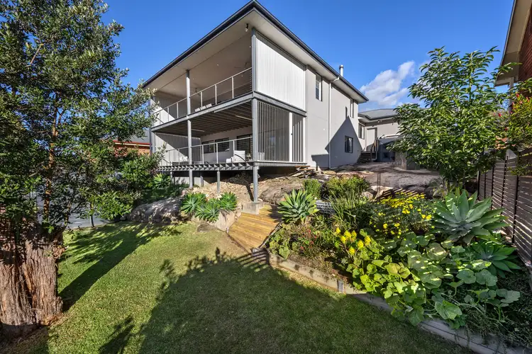 810 Hawkesbury Road, Hawkesbury Heights NSW 2777