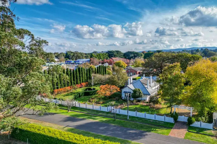 9-13 William Street, Romsey VIC 3434