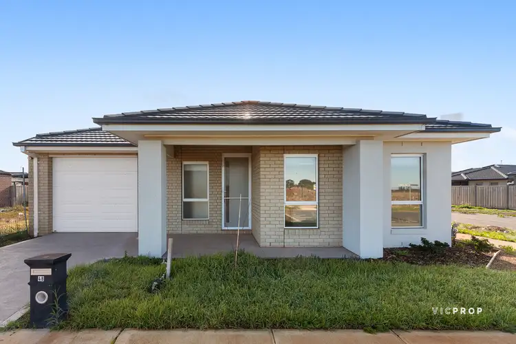 48 Plymouth Drive, Rockbank VIC 3335