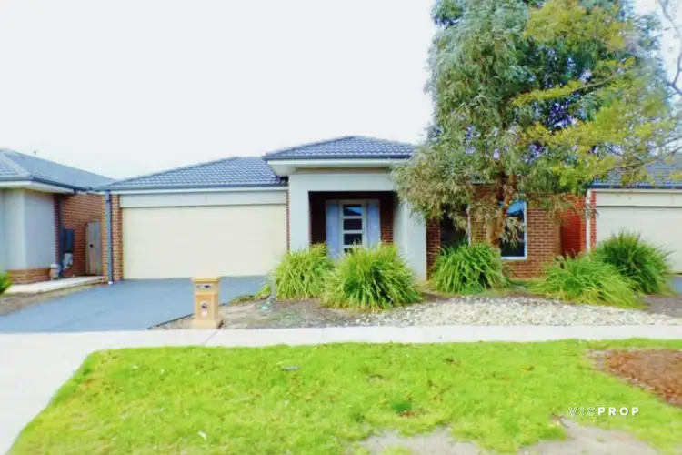 15 Casino Parade, Point Cook VIC 3030