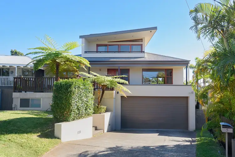 5 Sanananda Avenue, Allambie Heights NSW 2100