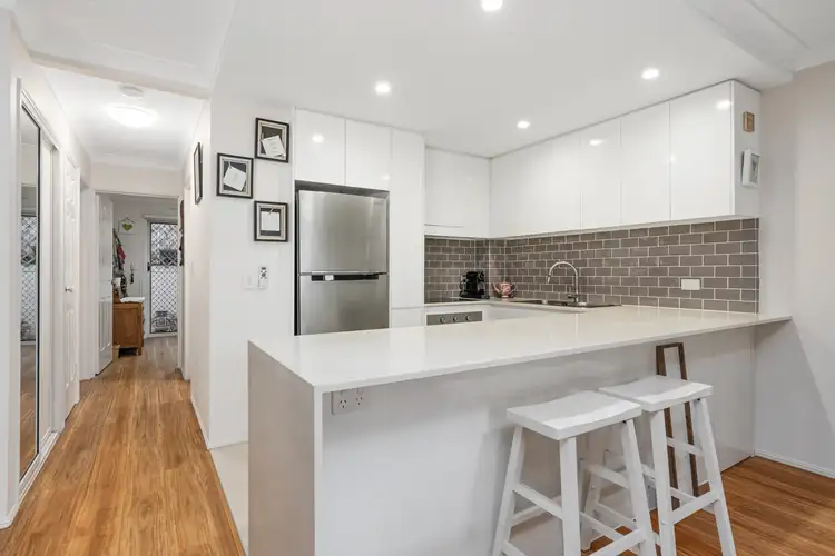 Third view of Homely unit listing, 2/11 Lima Street, Auchenflower QLD 4066