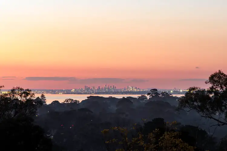 2 Hamersley Court, Mount Eliza VIC 3930