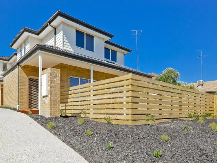 1/6 Cecil Street, Eltham VIC 3095