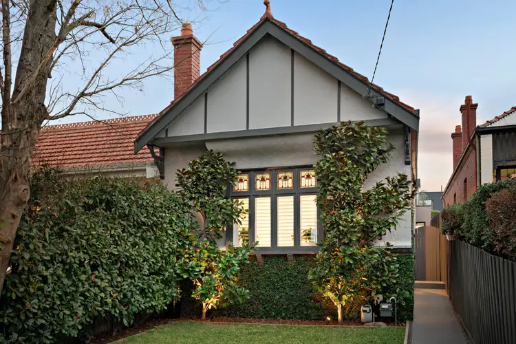 20 Woodmason Street