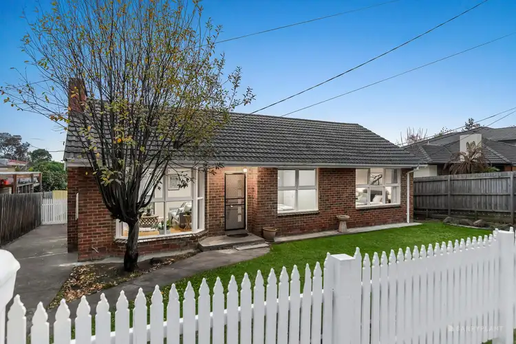 7 Paris Avenue, Croydon South VIC 3136