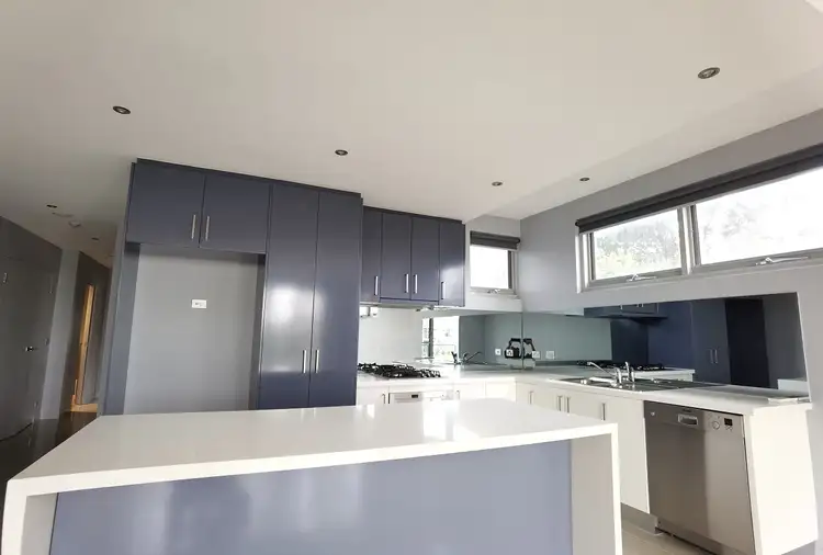 8/355 Burwood Highway, Burwood VIC 3125
